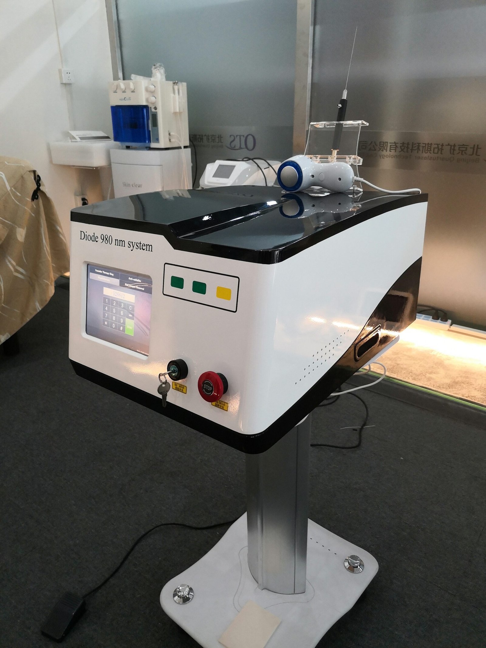 980nm 1470Nm Çift Dalgaboyu Diyot Lazer Endolift Lazer Makinesi 6 1 - Görsel 5